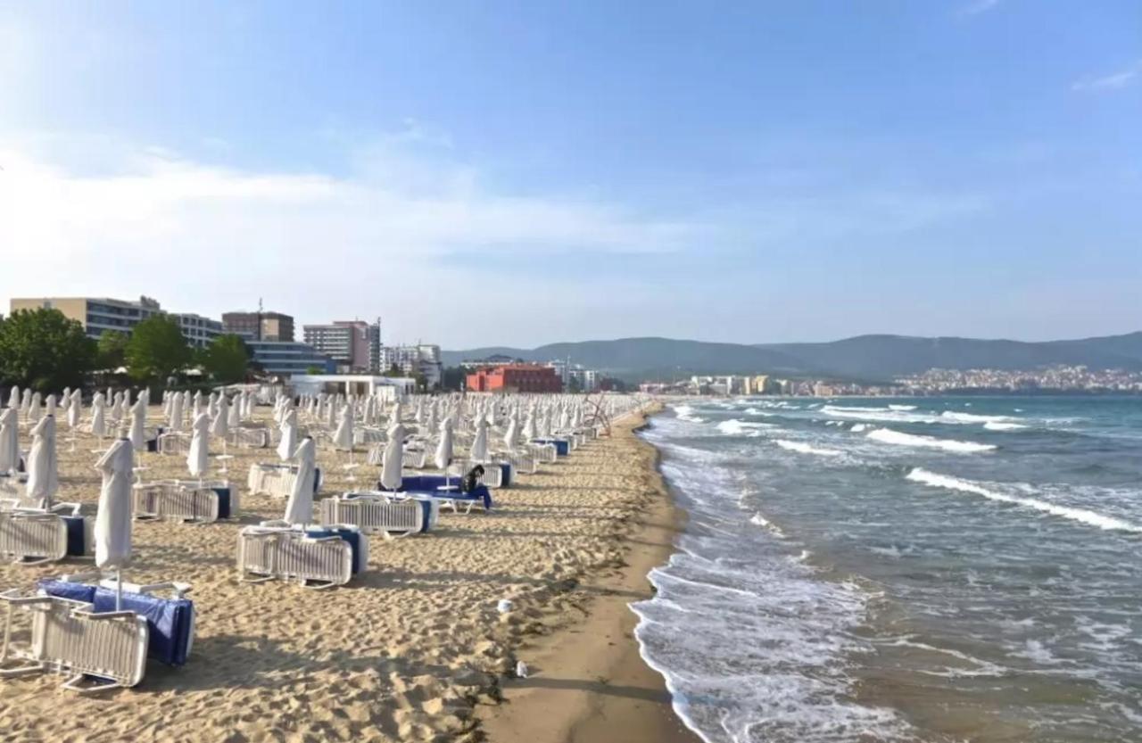 Anita C 19 Sunny * Sunny Beach
